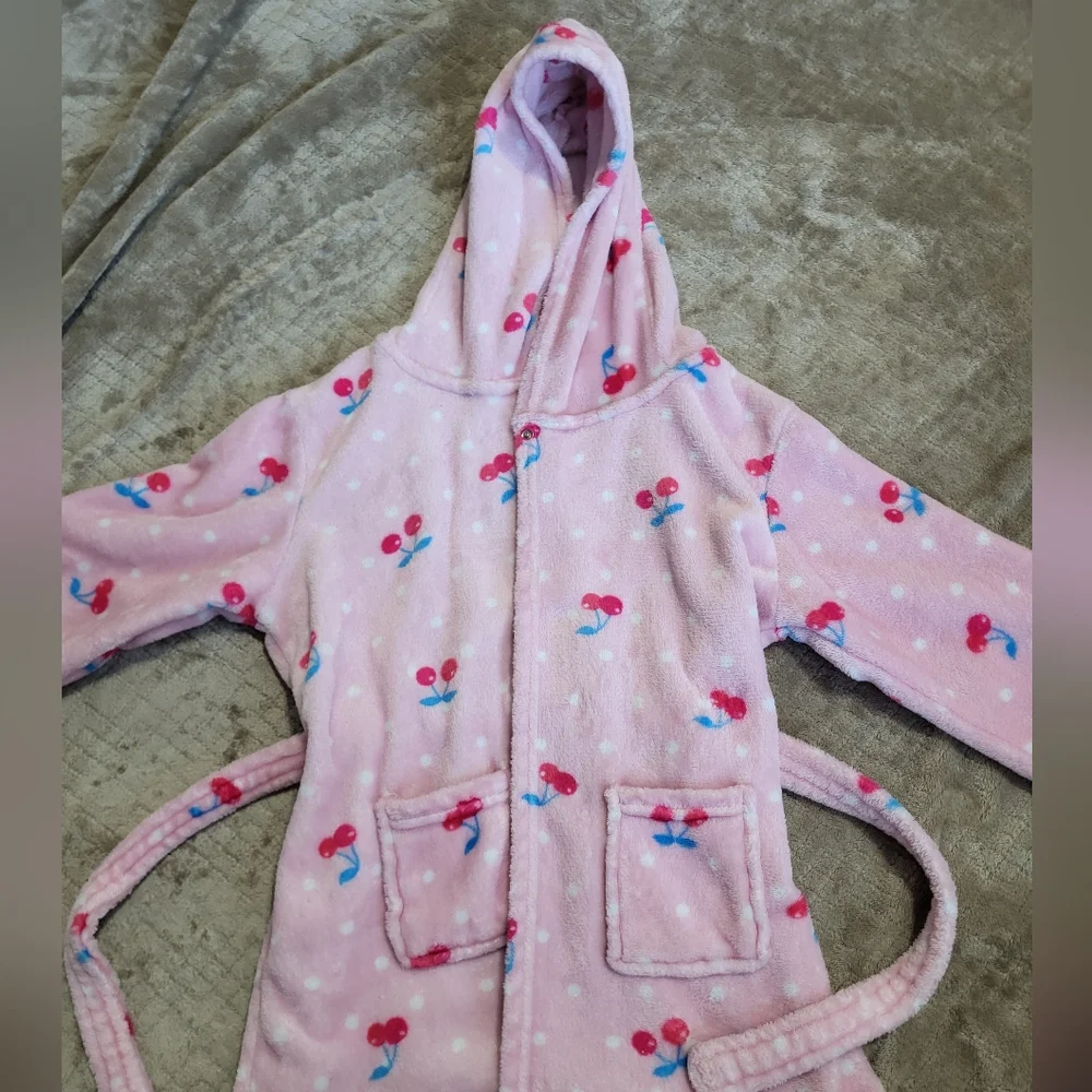 Soft Plush Hooded Robe Sleepwear for Girls‎ Cherry